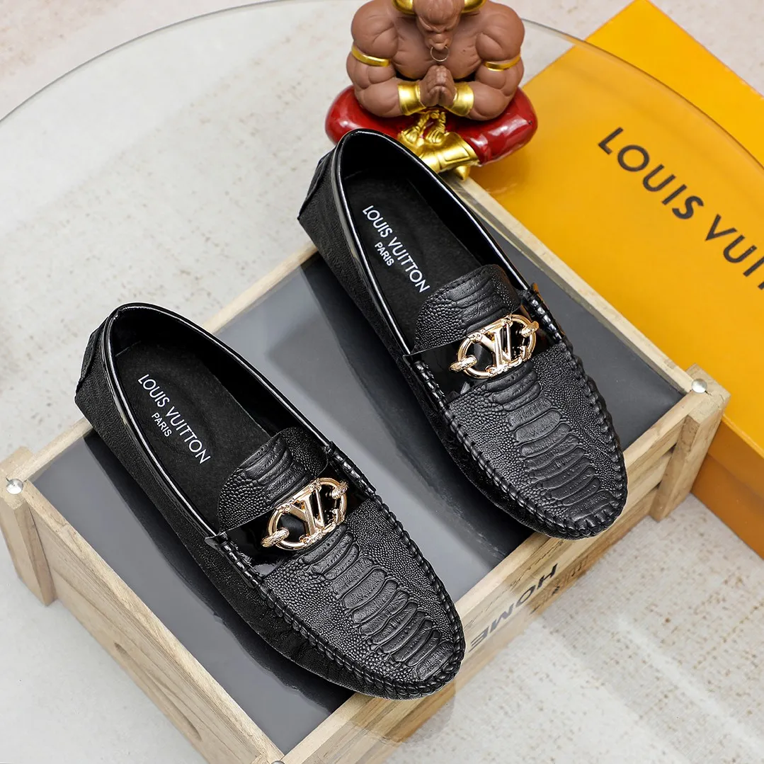 Men's shoes 💰360 💰 LV Louis Vuitton's top-quality Peaches men's shoes 💯Original copy of the official website, the upper is made of imported official website 1:1 material ❌Italian 🇮🇹 cowhide surface, imported pigskin lining. It’s definitely not made with ordinary craftsmanship, it’s the model used by celebrities! The factory’s craftsmanship is designed to create the most perfect shoes for trendy men! Colors available! 38-45 yards